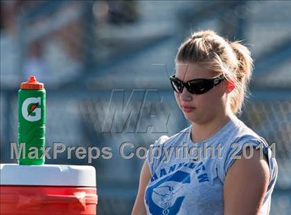 Thumbnail 2 in Channelview vs. Dobie (Freshmen A) photogallery.