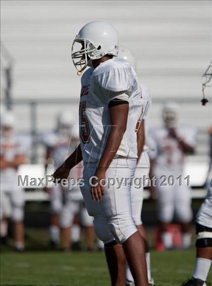 Thumbnail 3 in Channelview vs. Dobie (Freshmen A) photogallery.