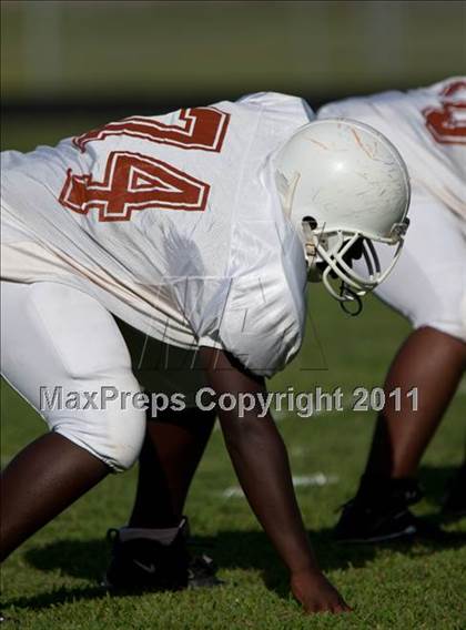 Thumbnail 2 in Channelview vs. Dobie (Freshmen A) photogallery.