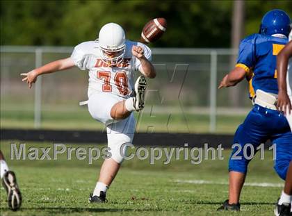 Thumbnail 3 in Channelview vs. Dobie (Freshmen A) photogallery.