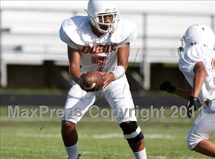 Thumbnail 3 in Channelview vs. Dobie (Freshmen A) photogallery.
