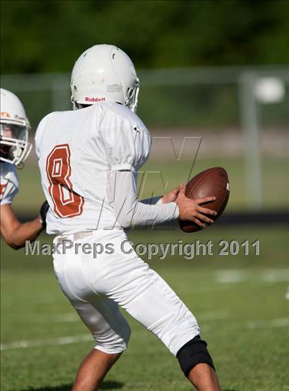 Thumbnail 3 in Channelview vs. Dobie (Freshmen A) photogallery.