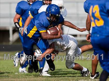 Thumbnail 1 in Channelview vs. Dobie (Freshmen A) photogallery.