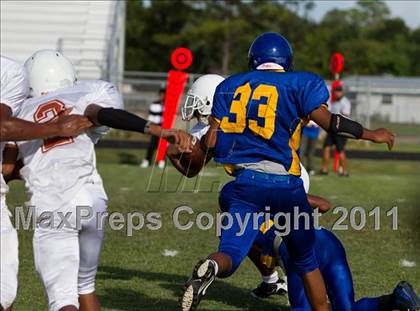 Thumbnail 1 in Channelview vs. Dobie (Freshmen A) photogallery.