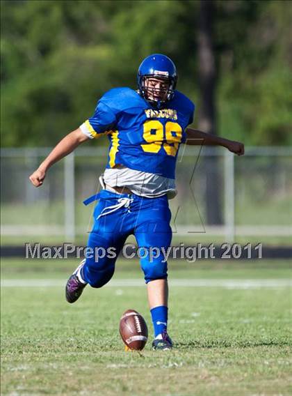 Thumbnail 2 in Channelview vs. Dobie (Freshmen A) photogallery.