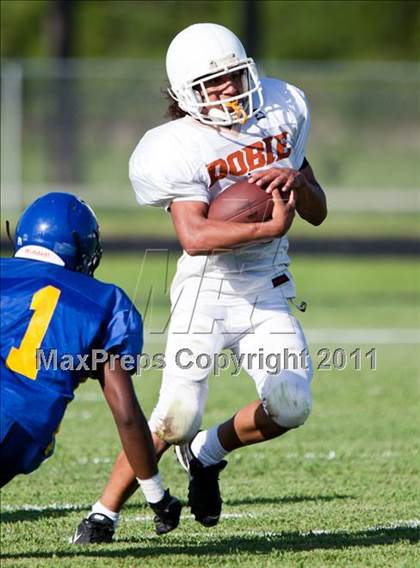 Thumbnail 2 in Channelview vs. Dobie (Freshmen A) photogallery.