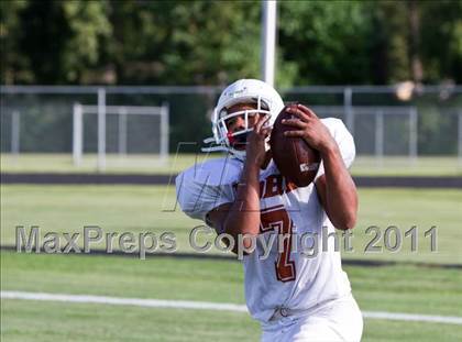 Thumbnail 3 in Channelview vs. Dobie (Freshmen A) photogallery.