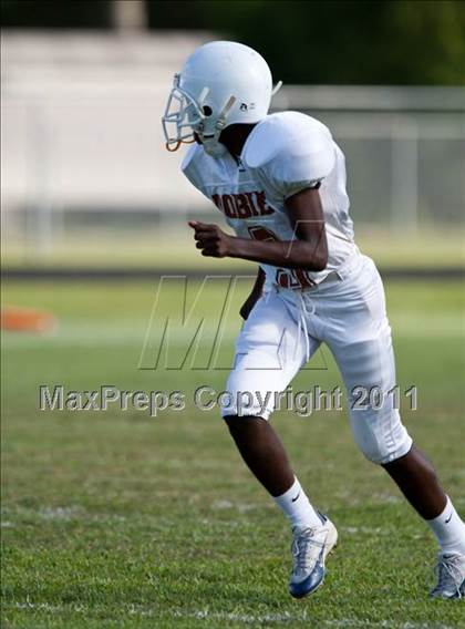 Thumbnail 3 in Channelview vs. Dobie (Freshmen A) photogallery.