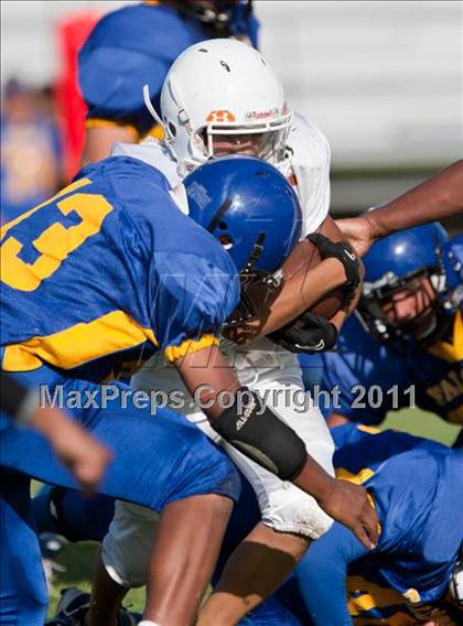 Thumbnail 1 in Channelview vs. Dobie (Freshmen A) photogallery.