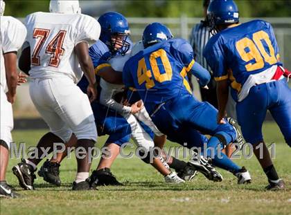 Thumbnail 2 in Channelview vs. Dobie (Freshmen A) photogallery.