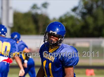 Thumbnail 2 in Channelview vs. Dobie (Freshmen A) photogallery.