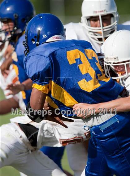 Thumbnail 3 in Channelview vs. Dobie (Freshmen A) photogallery.