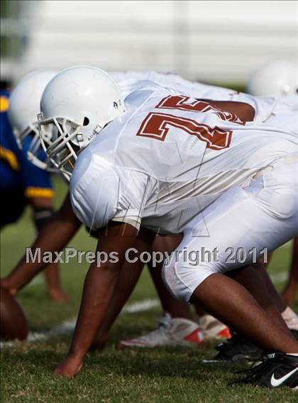Thumbnail 3 in Channelview vs. Dobie (Freshmen A) photogallery.