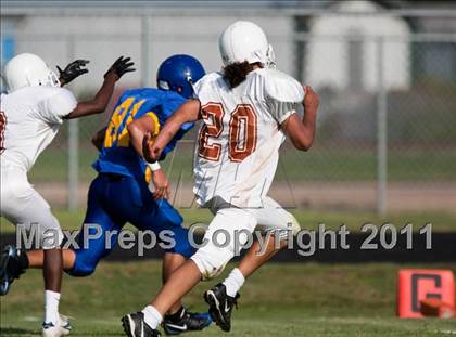 Thumbnail 1 in Channelview vs. Dobie (Freshmen A) photogallery.