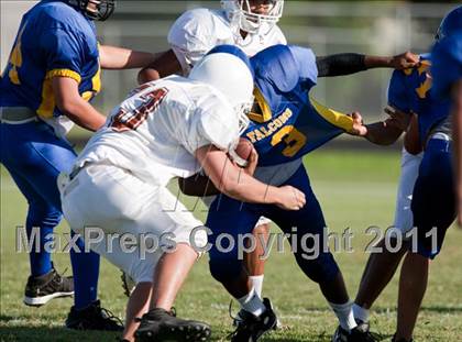 Thumbnail 3 in Channelview vs. Dobie (Freshmen A) photogallery.