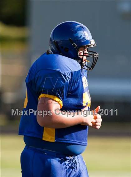 Thumbnail 3 in Channelview vs. Dobie (Freshmen A) photogallery.