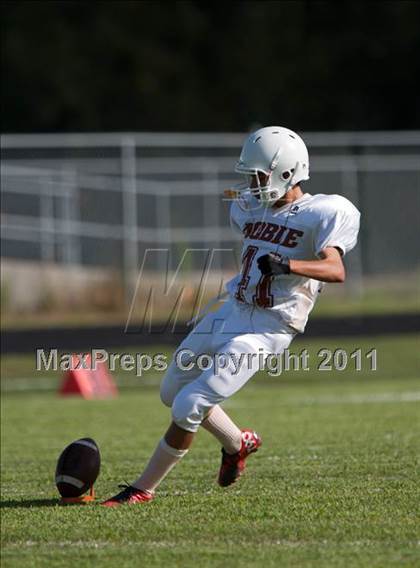 Thumbnail 3 in Channelview vs. Dobie (Freshmen A) photogallery.