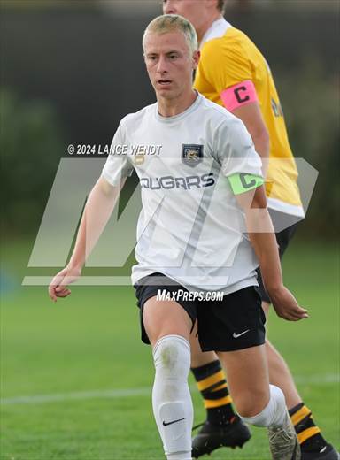 null - Photo 01