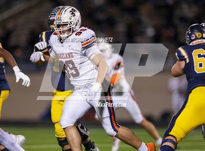 Thumbnail 3 in Wakeland @ Highland Park (UIL 5A D1 Football Area) photogallery.