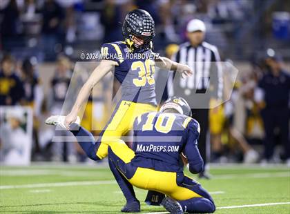 Thumbnail 3 in Wakeland @ Highland Park (UIL 5A D1 Football Area) photogallery.