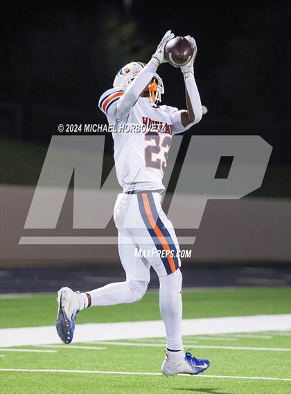 Thumbnail 1 in Wakeland @ Highland Park (UIL 5A D1 Football Area) photogallery.