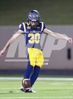 Photo from the gallery "Wakeland @ Highland Park (UIL 5A D1 Football Area)"