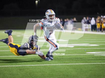 Thumbnail 1 in Wakeland @ Highland Park (UIL 5A D1 Football Area) photogallery.