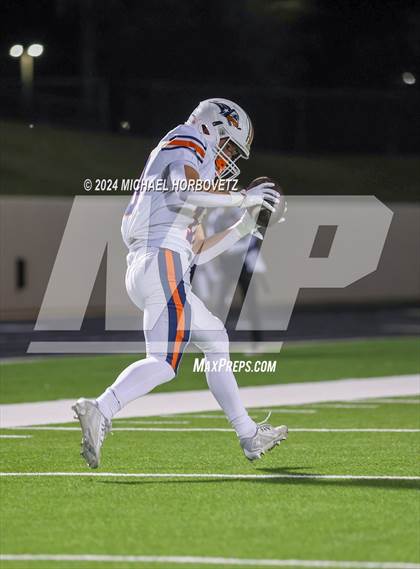 Thumbnail 3 in Wakeland @ Highland Park (UIL 5A D1 Football Area) photogallery.