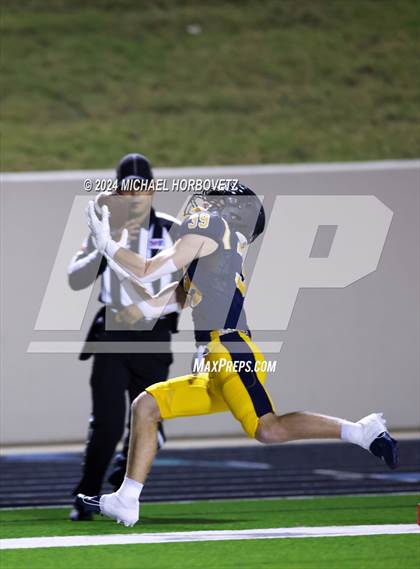 Thumbnail 1 in Wakeland @ Highland Park (UIL 5A D1 Football Area) photogallery.