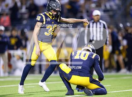 Thumbnail 2 in Wakeland @ Highland Park (UIL 5A D1 Football Area) photogallery.