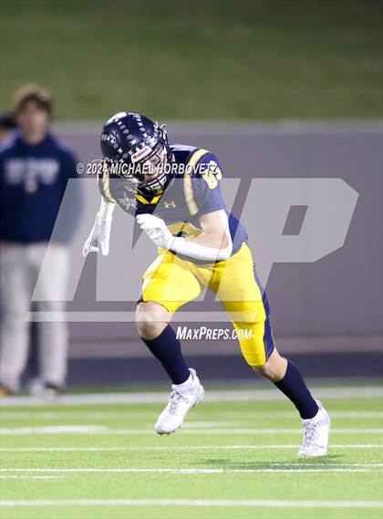 Thumbnail 1 in Wakeland @ Highland Park (UIL 5A D1 Football Area) photogallery.