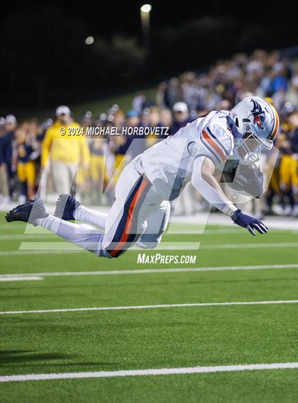 Thumbnail 3 in Wakeland @ Highland Park (UIL 5A D1 Football Area) photogallery.