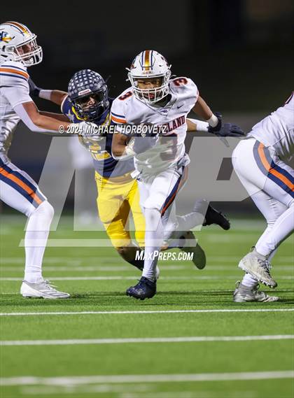 Thumbnail 1 in Wakeland @ Highland Park (UIL 5A D1 Football Area) photogallery.