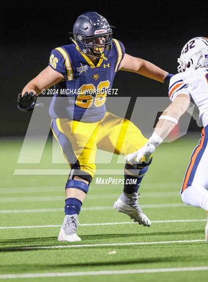 Thumbnail 3 in Wakeland @ Highland Park (UIL 5A D1 Football Area) photogallery.