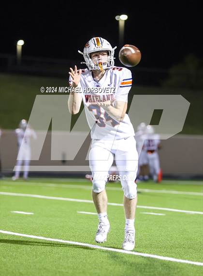 Thumbnail 3 in Wakeland @ Highland Park (UIL 5A D1 Football Area) photogallery.