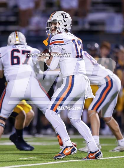 Thumbnail 1 in Wakeland @ Highland Park (UIL 5A D1 Football Area) photogallery.