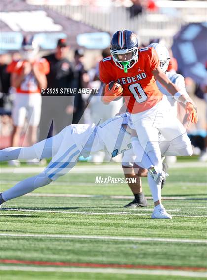 Thumbnail 1 in Valor Christian @ Legend (CHSAA 5A Quarterfinal) photogallery.