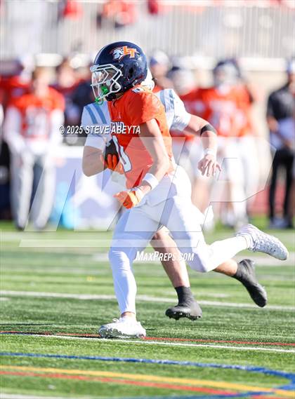 Thumbnail 3 in Valor Christian @ Legend (CHSAA 5A Quarterfinal) photogallery.