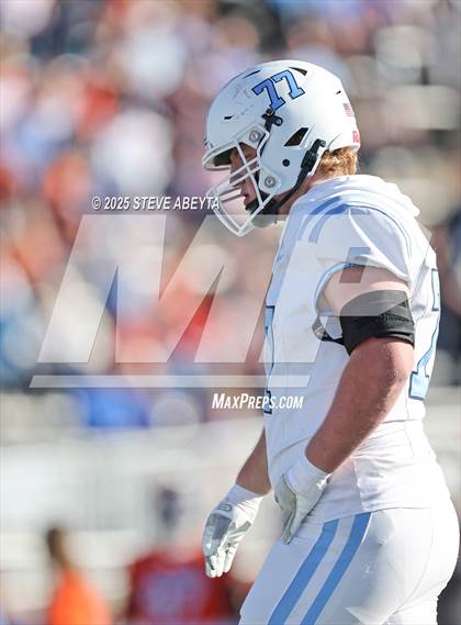 Thumbnail 2 in Valor Christian @ Legend (CHSAA 5A Quarterfinal) photogallery.