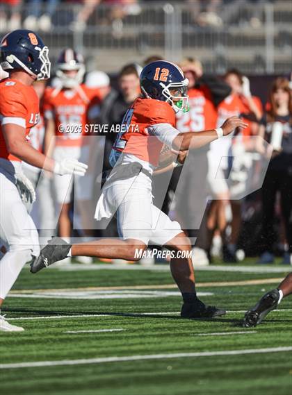 Thumbnail 3 in Valor Christian @ Legend (CHSAA 5A Quarterfinal) photogallery.