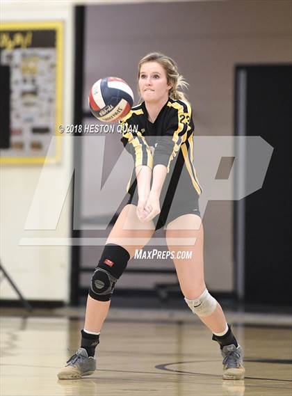 Thumbnail 1 in Brea Olinda @ El Dorado photogallery.