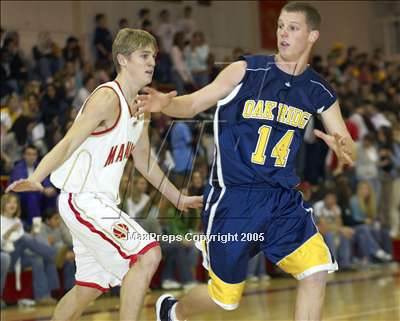 Thumbnail 3 in Oak Ridge vs Jesuit (Father Kelly Tribute) photogallery.