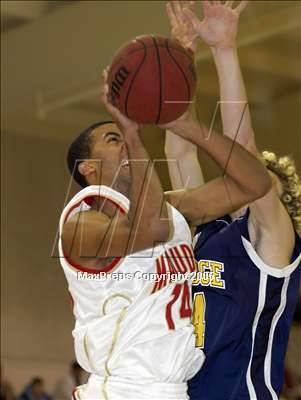 Thumbnail 1 in Oak Ridge vs Jesuit (Father Kelly Tribute) photogallery.