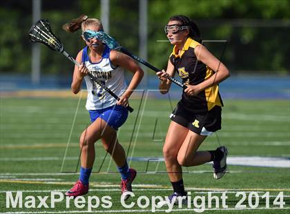 Thumbnail 3 in Amity @ Newtown (CIAC Class L 1st Round) photogallery.