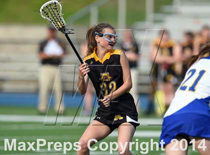 Thumbnail 1 in Amity @ Newtown (CIAC Class L 1st Round) photogallery.