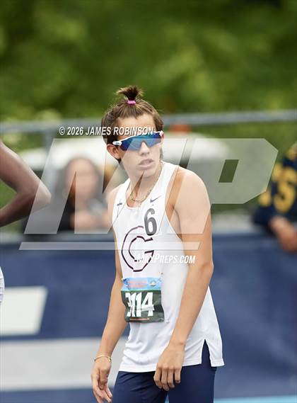 Thumbnail 1 in FHSAA Class 4A Final (800m) photogallery.