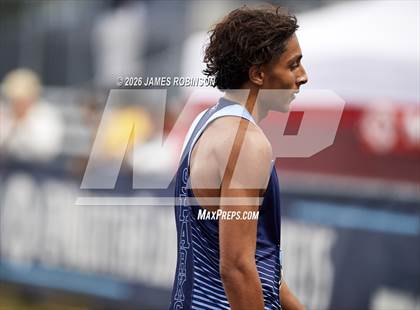 Thumbnail 1 in FHSAA Class 4A Final (800m) photogallery.