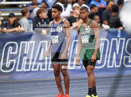 Thumbnail 2 in FHSAA Class 4A Final (800m) photogallery.