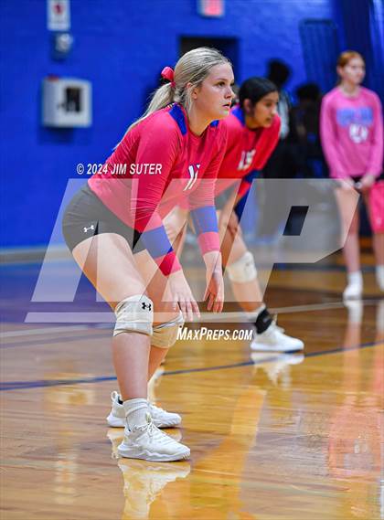 Thumbnail 3 in Snook vs Hearne photogallery.