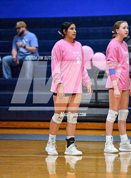 Thumbnail 2 in Snook vs Hearne photogallery.